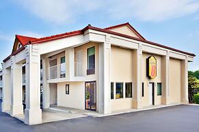 Super 8 by Wyndham Ringgold/Chattanooga Area