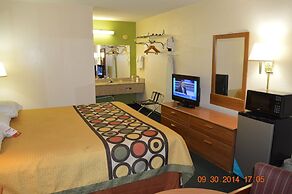 Super 8 by Wyndham Tifton