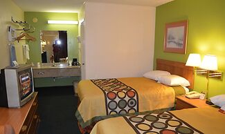 Super 8 by Wyndham Tifton