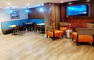 Super 8 by Wyndham Pigeon Forge Dollywood Lane