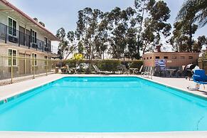 Super 8 by Wyndham Redlands/San Bernardino