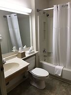 Super 8 by Wyndham Canonsburg/Pittsburgh Area