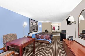 Super 8 by Wyndham Gadsden AL