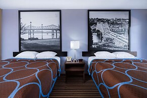 Super 8 by Wyndham Gadsden AL