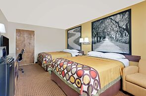 Super 8 by Wyndham Byron/South Macon