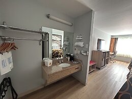 Super 8 by Wyndham Sterling CO