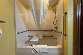 Super 8 by Wyndham Jacksonville