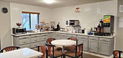Super 8 by Wyndham Paris