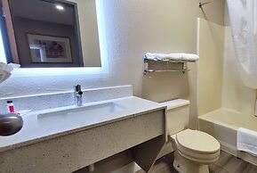 Super 8 by Wyndham Paris