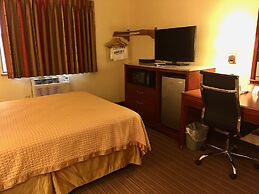 Travelodge by Wyndham Muskegon