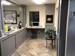 Super 8 by Wyndham Meridian