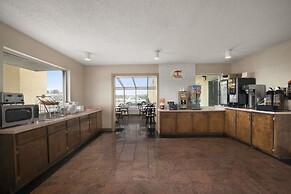 Super 8 by Wyndham Meridian