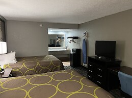 Super 8 by Wyndham Meridian