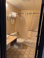 Americas Best Value Inn Torrington