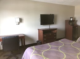 Super 8 by Wyndham Neosho