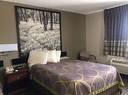 Super 8 by Wyndham Neosho