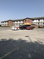 Super 8 by Wyndham Omaha/West Dodge