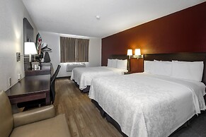 Red Roof Inn PLUS+ & Suites Malone