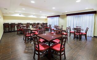 Red Roof Inn PLUS+ & Suites Malone