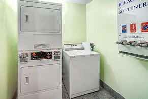 Super 8 by Wyndham Yreka