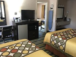 Super 8 by Wyndham Yreka