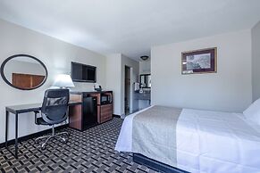 Travelodge by Wyndham Jackson I-40 Exit 82