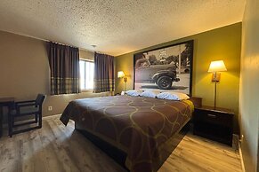 Super 8 by Wyndham Normal Bloomington