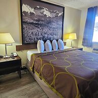 Super 8 by Wyndham Denver Central