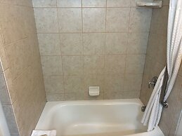 Super 8 by Wyndham Rexburg