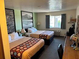Super 8 by Wyndham Rexburg
