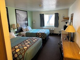 Super 8 by Wyndham Rexburg