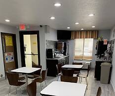 Super 8 by Wyndham Lincoln