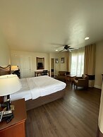 Blu Pacific Hotel