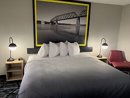 Super 8 by Wyndham Kirksville-University Area
