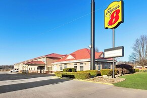 Super 8 by Wyndham Elizabethtown