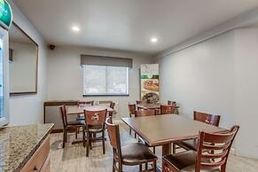 Quality Inn Atlanta Airport - Central