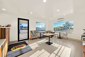 Super 8 by Wyndham Crescent City