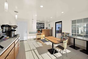 Super 8 by Wyndham Crescent City