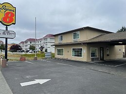Super 8 by Wyndham Crescent City