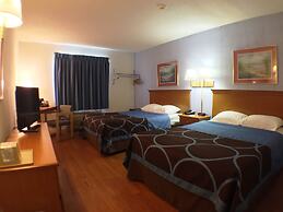 Super 8 by Wyndham Webster/Rochester