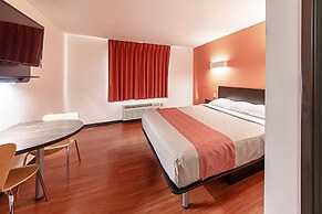 Motel 6 Lebanon, IN