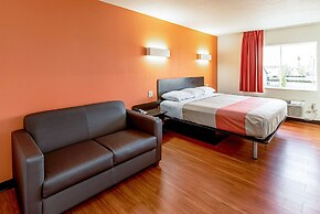 Motel 6 Lebanon, IN