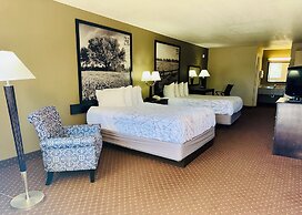 Hill Country Inn & Suites - New Braunfels / Gruene