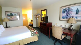 Super 8 by Wyndham McCall