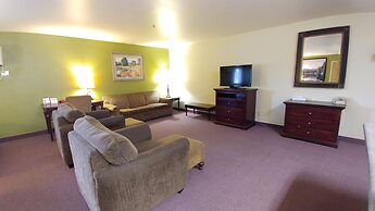 Super 8 by Wyndham McCall