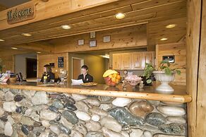 Super 8 by Wyndham McCall