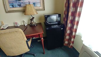 Super 8 by Wyndham McCall