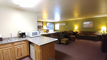 Super 8 by Wyndham McCall