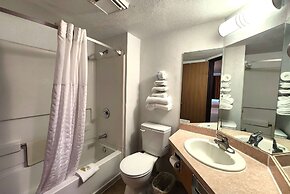 Super 8 by Wyndham Austin North/University Area