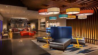 GLō Best Western Lexington